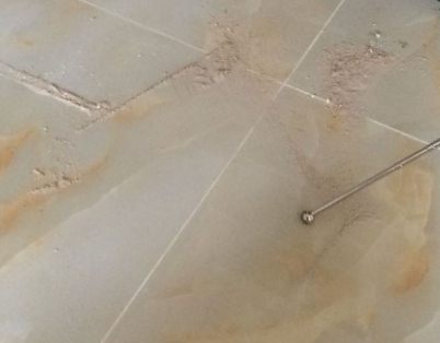 金台瓷砖空鼓维修公司分享粘合剂选择不当在瓷砖铺贴过程中可能导致以下问题